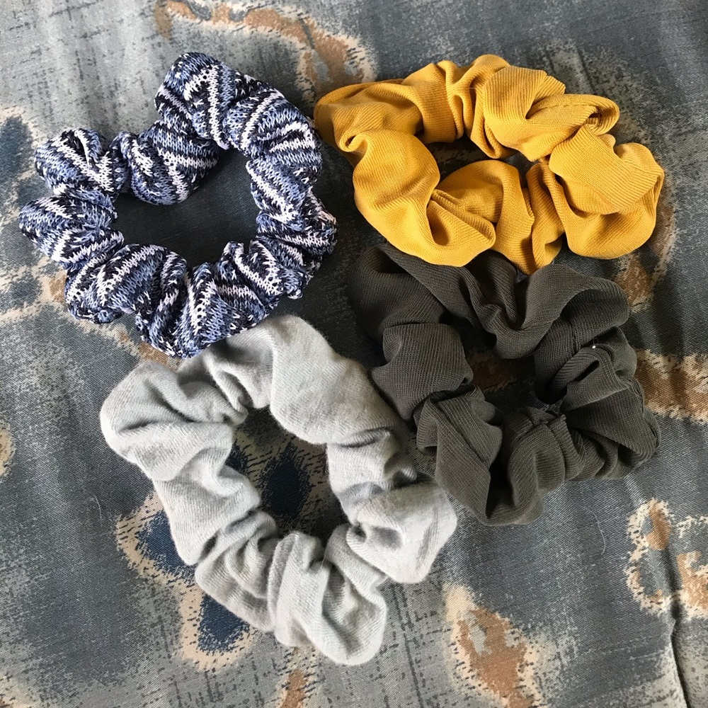 Francescas scrunchies
